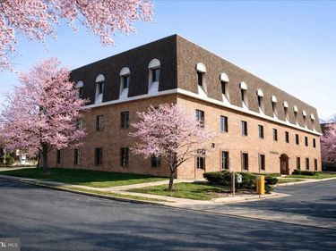 10521 JUDICIAL DRIVE, Unit 305, FAIRFAX, VA 22030