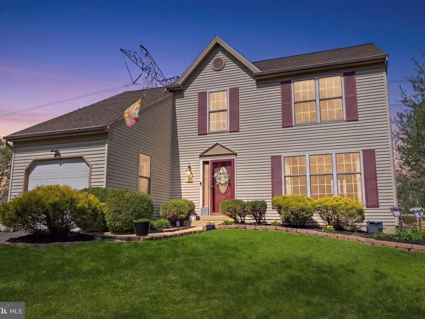 73 Saratoga Way, Harleysville, PA 19438 Main Photo