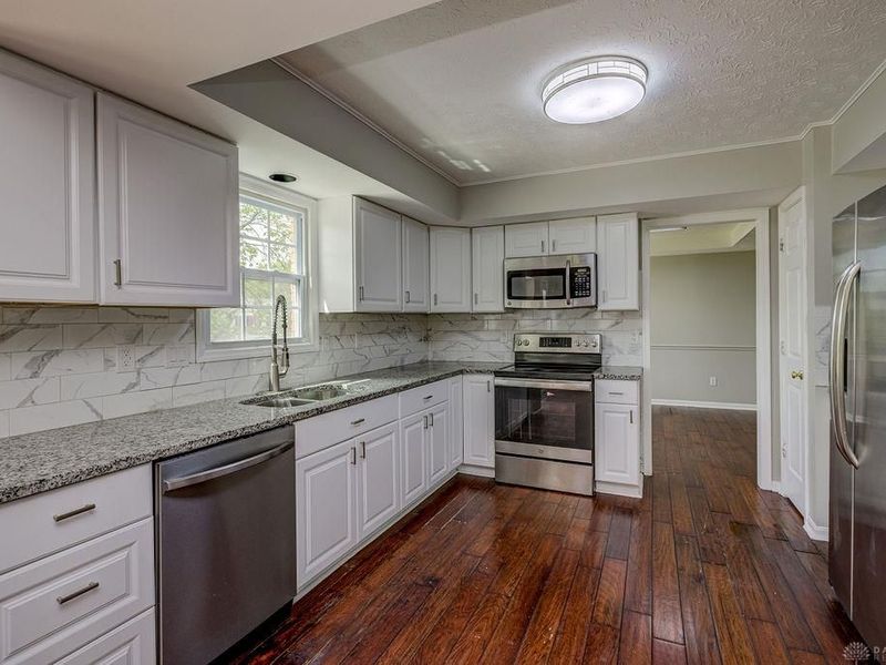 7497 Rolling Meadows Drive, West Chester Township, OH 45069 Photo 14