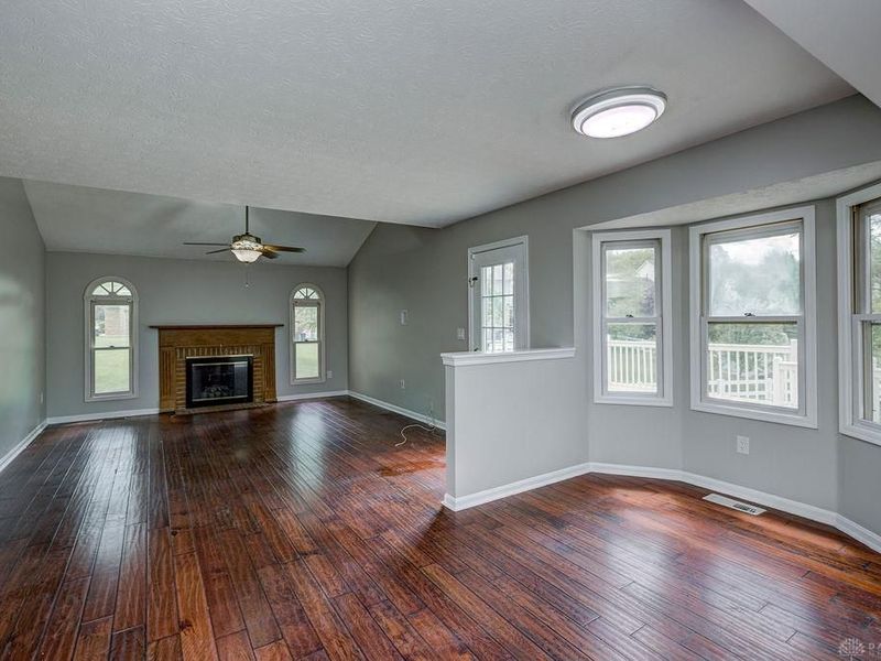 7497 Rolling Meadows Drive, West Chester Township, OH 45069 Photo 18