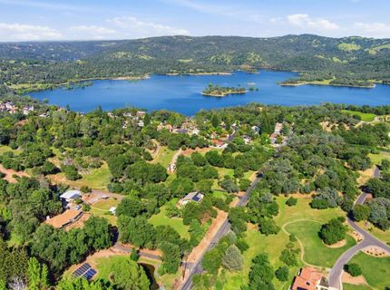 9655 Horseshoe Bar Rd, Loomis, CA 95650 Photo