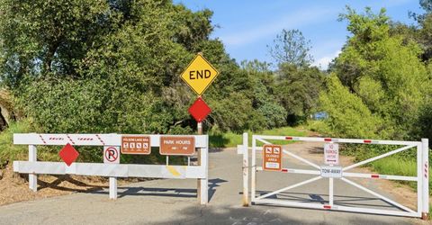 9655 Horseshoe Bar Rd, Loomis, CA 95650 Photo