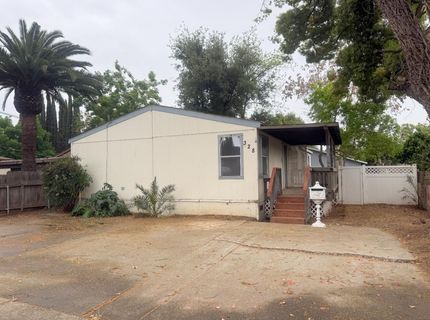 328 N 3rd Ave, Oakdale, CA 95361 Photo