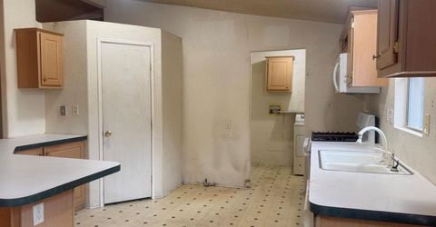 328 N 3rd Ave, Oakdale, CA 95361 Photo