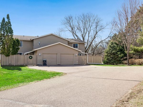 1082 Carmel Court , Shoreview, MN 55126