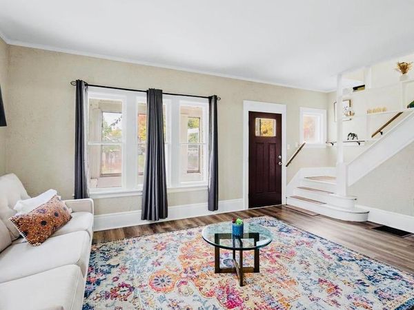 1678 Minnehaha Avenue E, Saint Paul, MN 55106