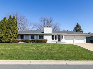 10037 Girard Avenue S, Bloomington, MN 55431