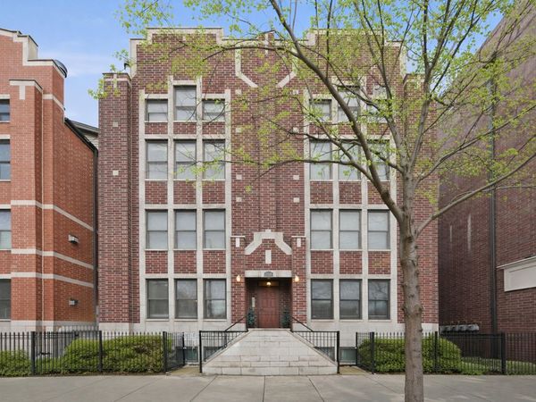 3709 N Ashland Avenue , Unit 1S, Chicago, IL 60613