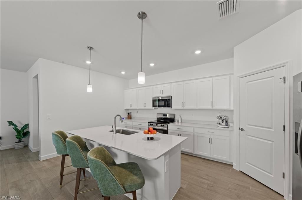 10542 Timber Creek Dr, Fort Myers, FL 33913 Photo