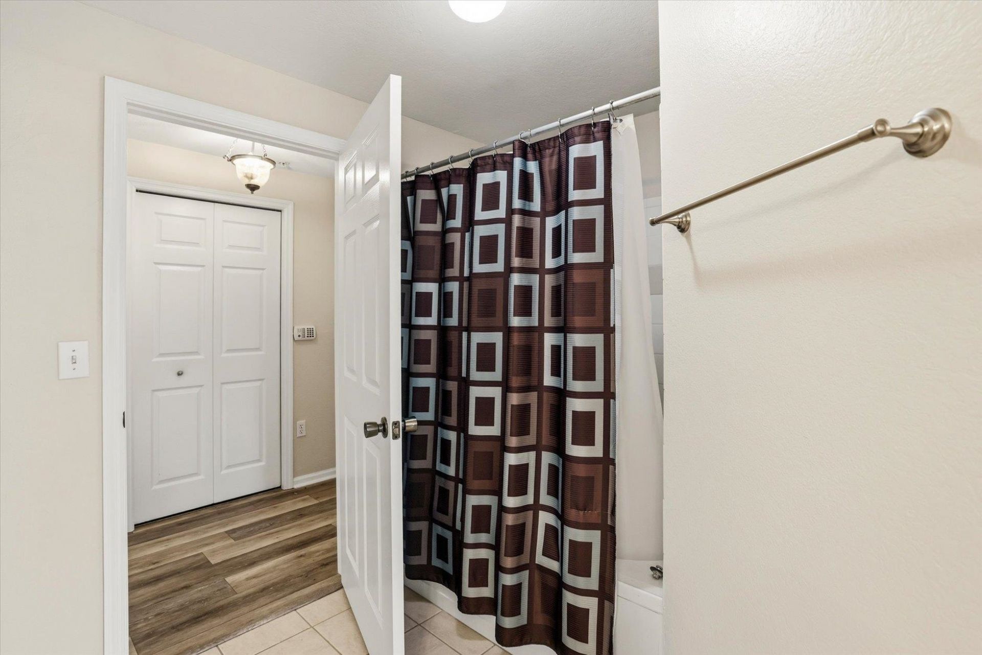 2801 Chancellorsville Drive, Unit 718, Tallahassee, FL 32312 Photo