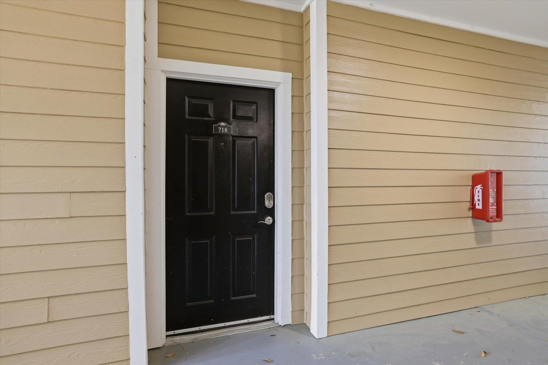 2801 Chancellorsville Drive, Unit 718, Tallahassee, FL 32312 Photo