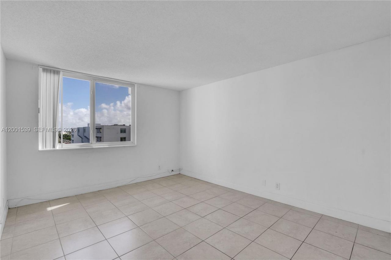 9143 SW 77th Ave , Unit B710, Miami, FL 33156 Photo