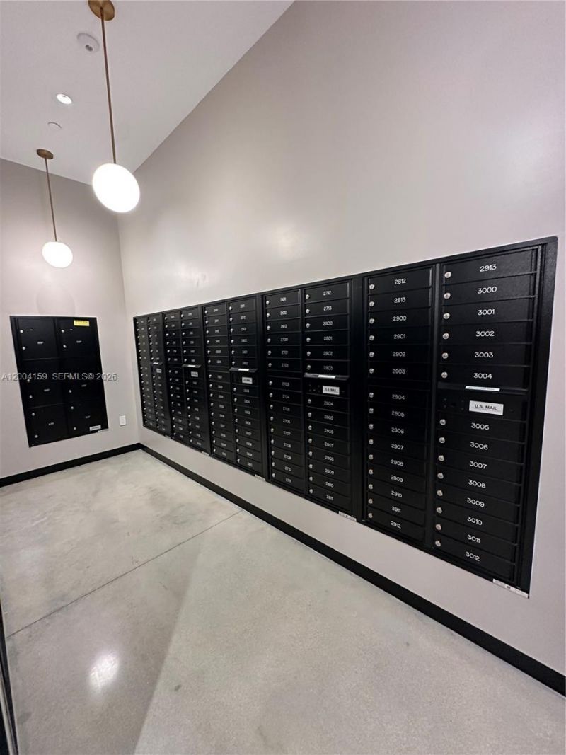 121 NE 5, Unit 2712, Miami, FL 33132 Photo