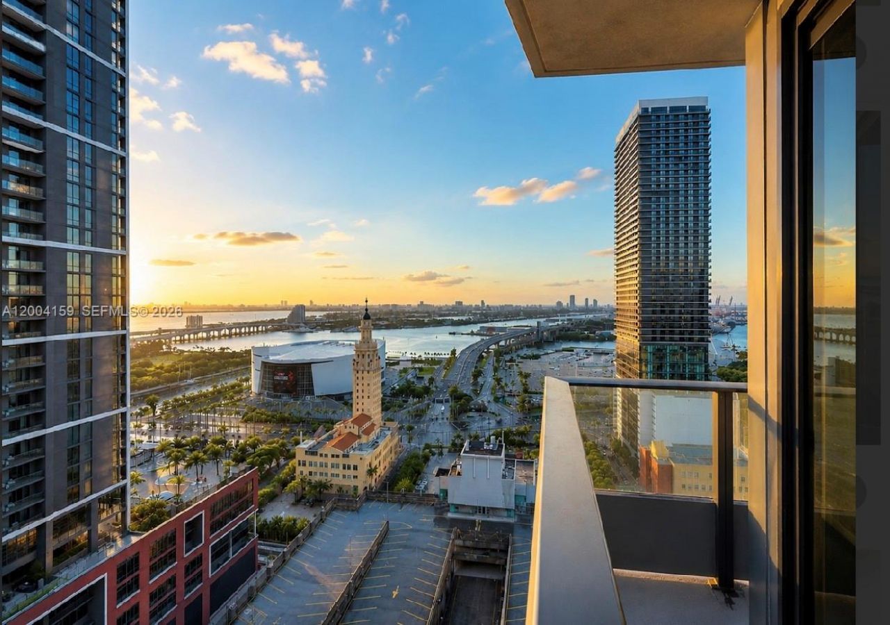 121 NE 5, Unit 2712, Miami, FL 33132 Photo