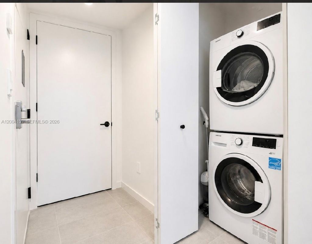 121 NE 5, Unit 2712, Miami, FL 33132 Photo