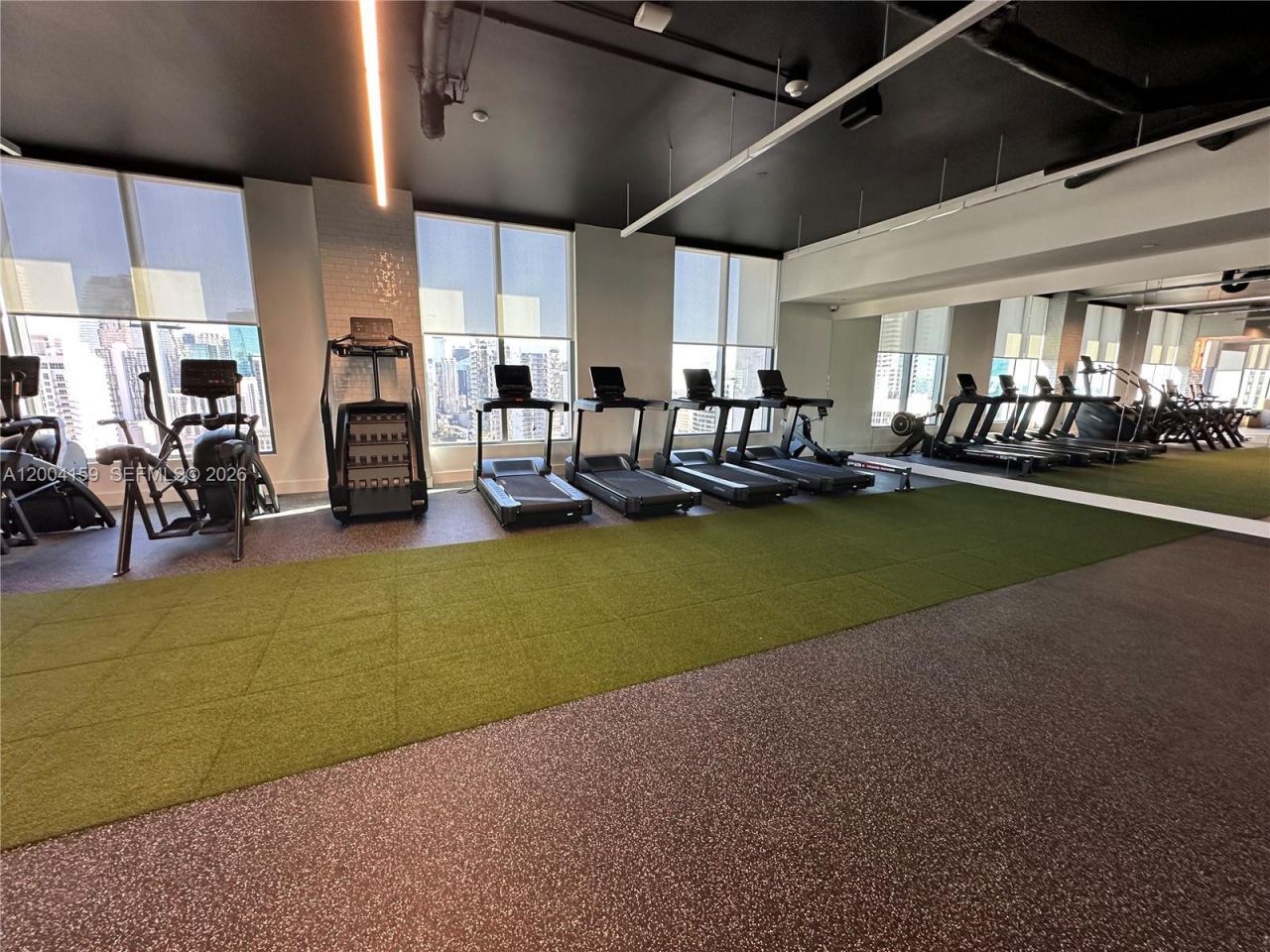 121 NE 5, Unit 2712, Miami, FL 33132 Photo
