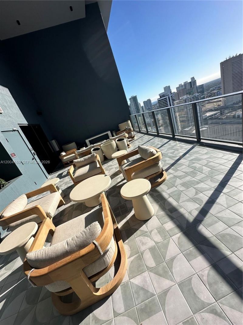 121 NE 5, Unit 2712, Miami, FL 33132 Photo