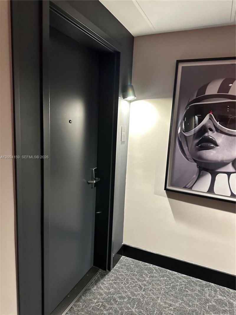 121 NE 5, Unit 2712, Miami, FL 33132 Photo