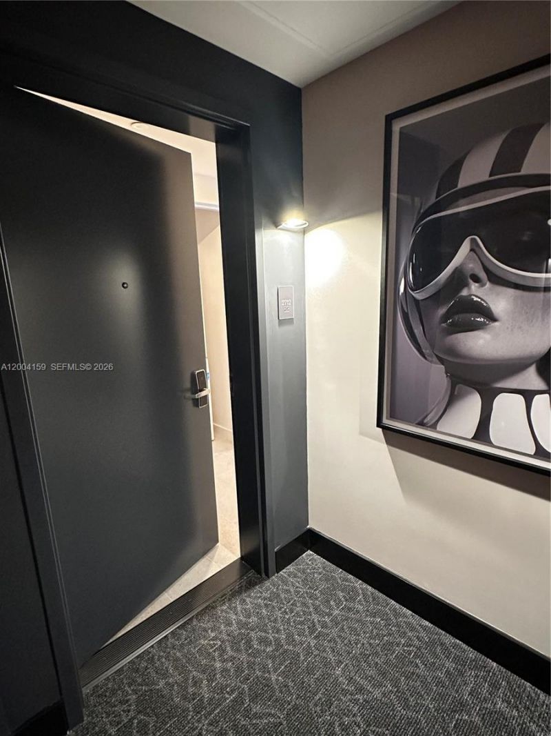 121 NE 5, Unit 2712, Miami, FL 33132 Photo