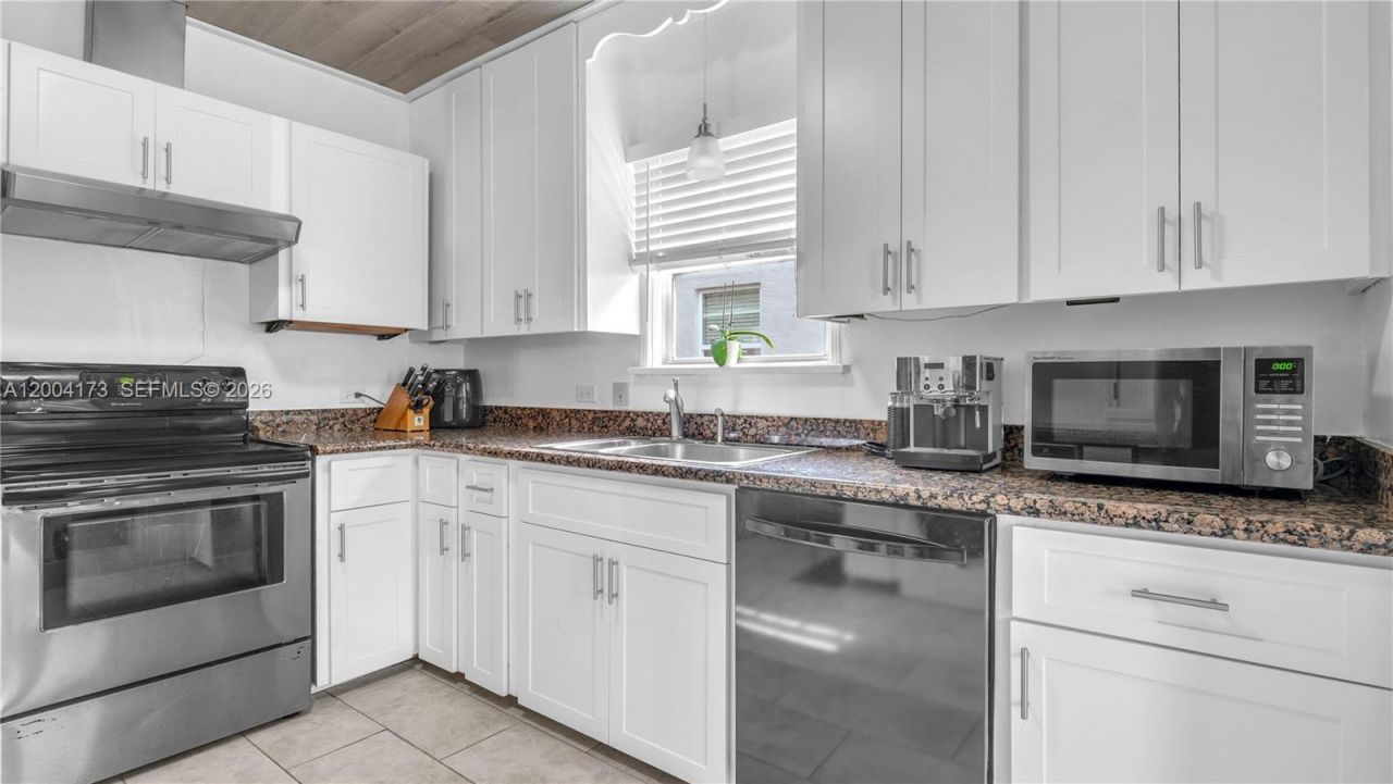 1313 NE 3rd St , Fort Lauderdale, FL 33301 Photo