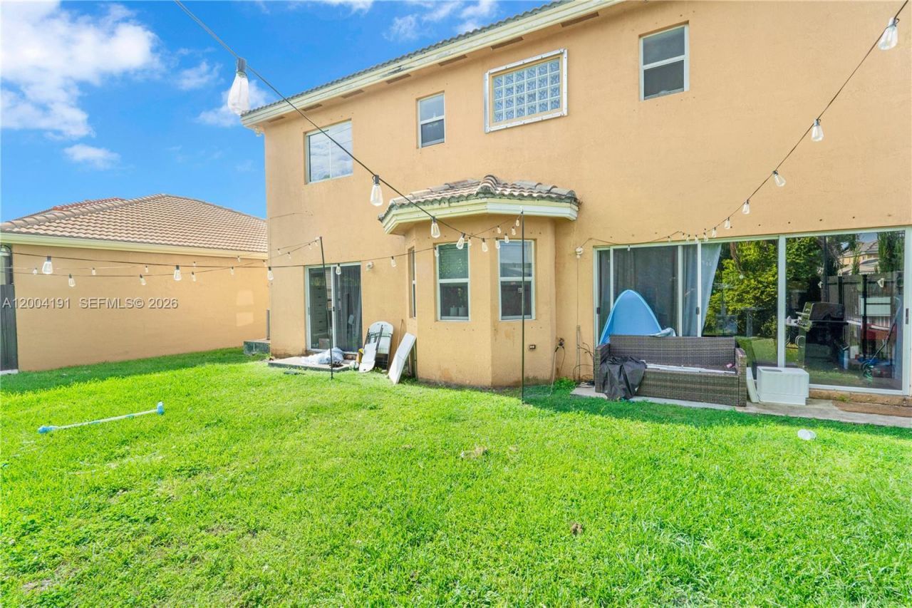 9031 SW 208th Ter, Cutler Bay, FL 33189 Photo
