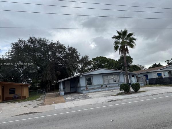 530 NW 31st Ave, Fort Lauderdale, FL 33311