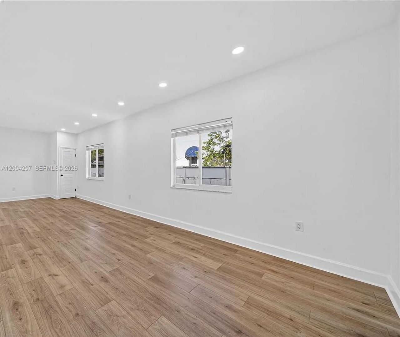 426 SW 26th Rd, Miami, FL 33129 Photo