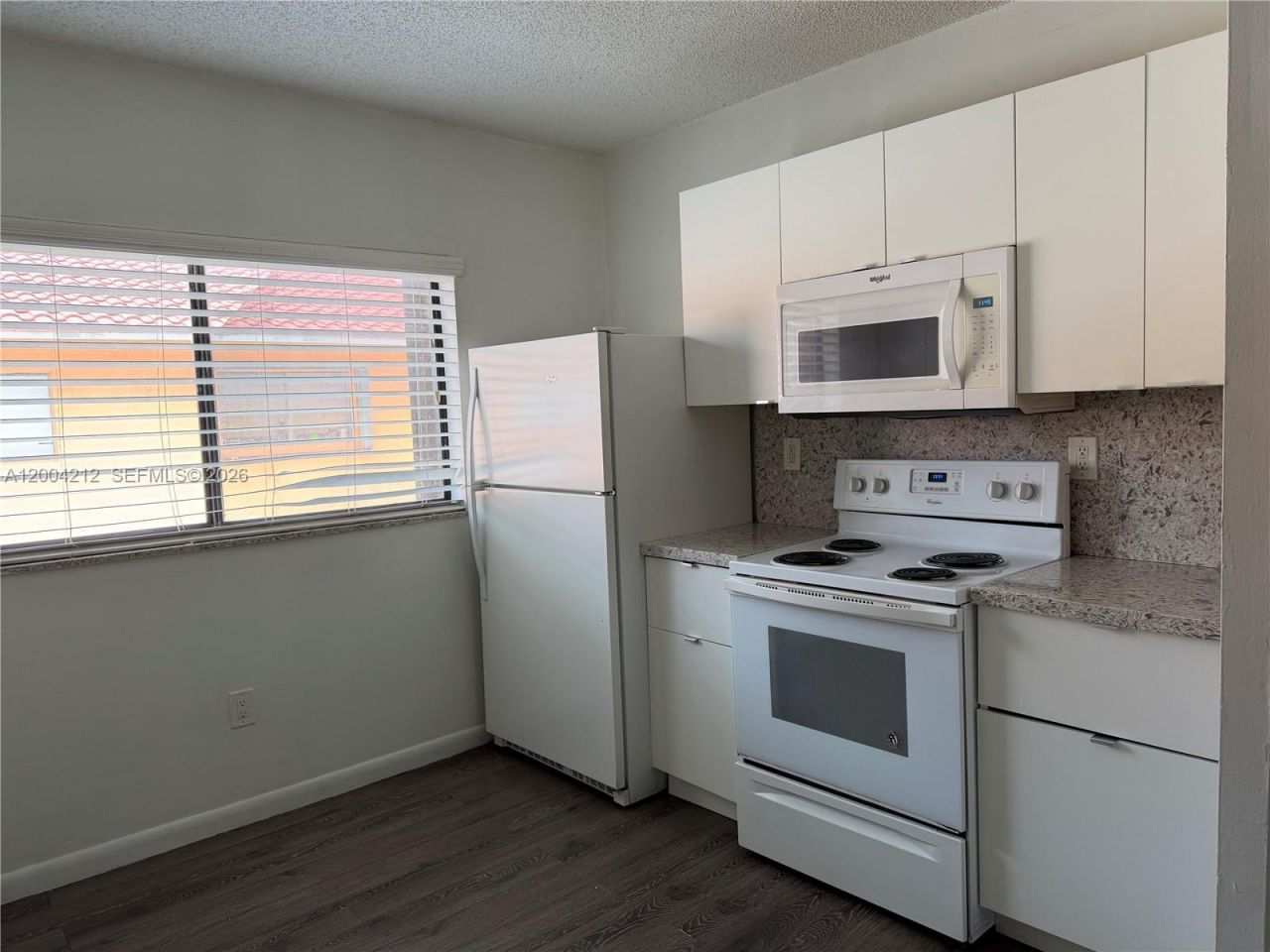 6370 W 27th Ct, Unit 38, Hialeah, FL 33016 Photo