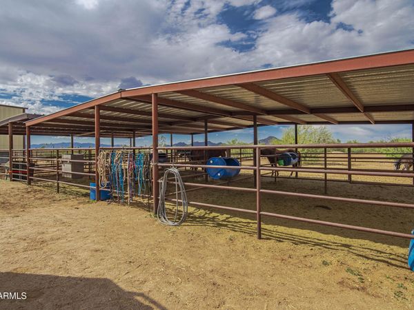 50812 N 453RD Avenue, Wickenburg, AZ 85390