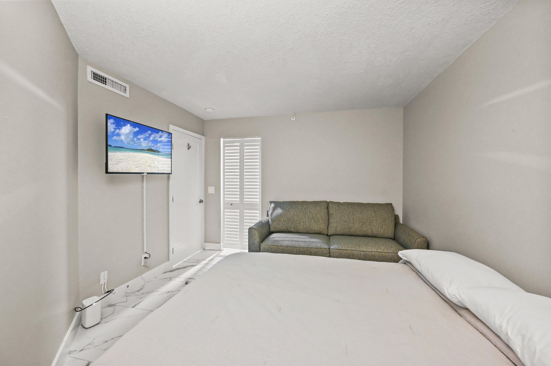 9650 S Ocean Drive, Unit 106, Jensen Beach, FL 34957 Photo