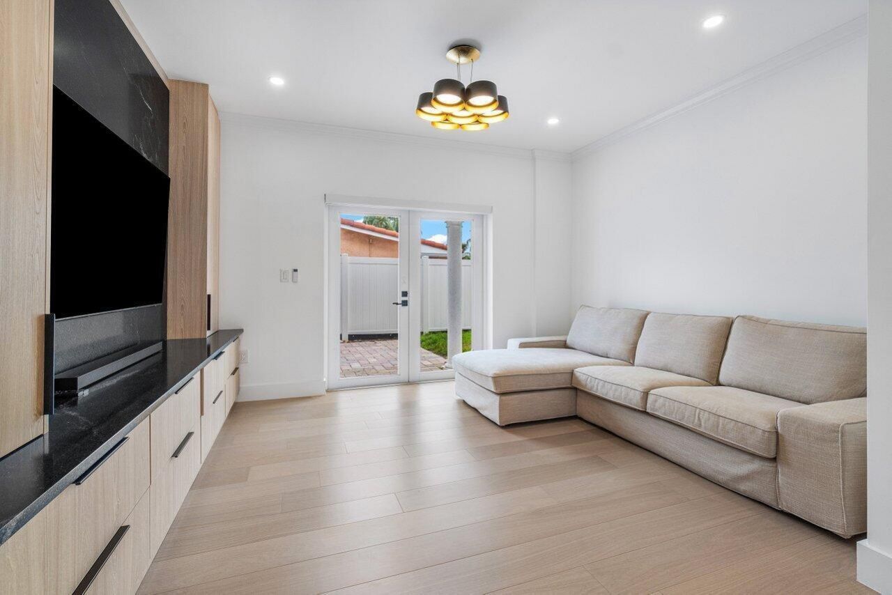 1366 SW 4th Court, Boca Raton, FL 33432 Photo