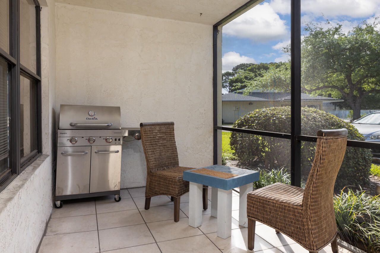 6537 SE Federal Highway, Unit 101, Stuart, FL 34997 Photo