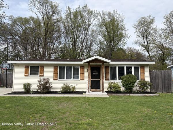 43 Country Club Drive, Mt. Marion, NY 12456