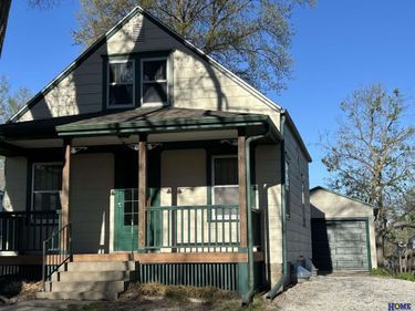 3835 S 16th Street , Lincoln, NE 68502