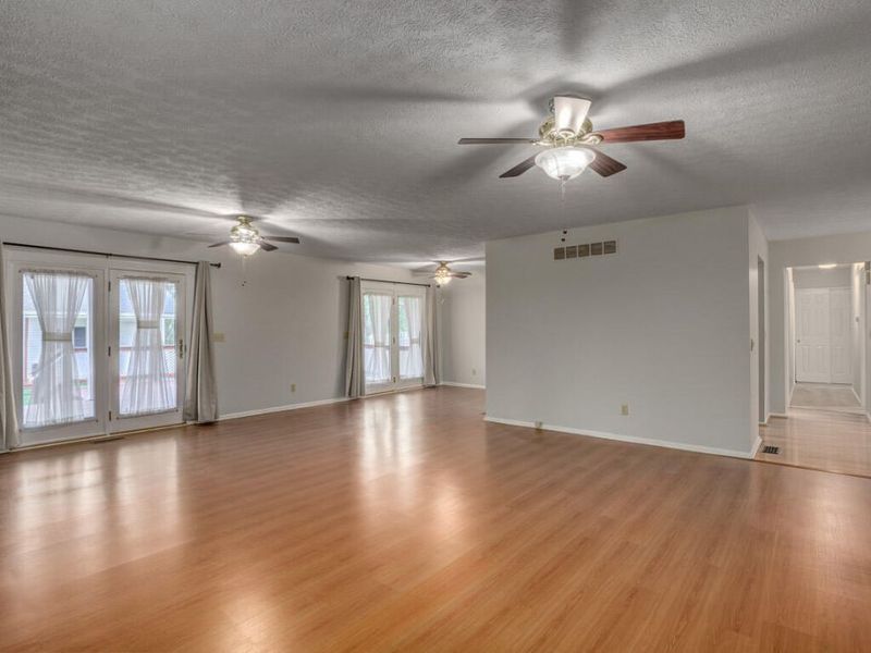 2048 W Horizon Drive, Hebron, KY 41048 Photo 7