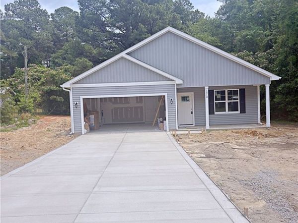 1610 Gardenia Avenue, Fayetteville, NC 28311