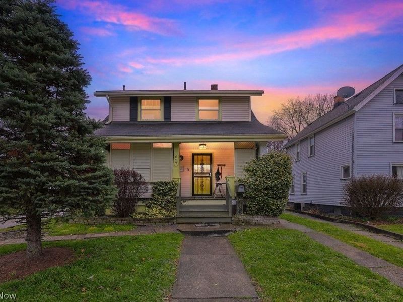 627 Hall Street NW, Warren, OH 44483 Photo 1