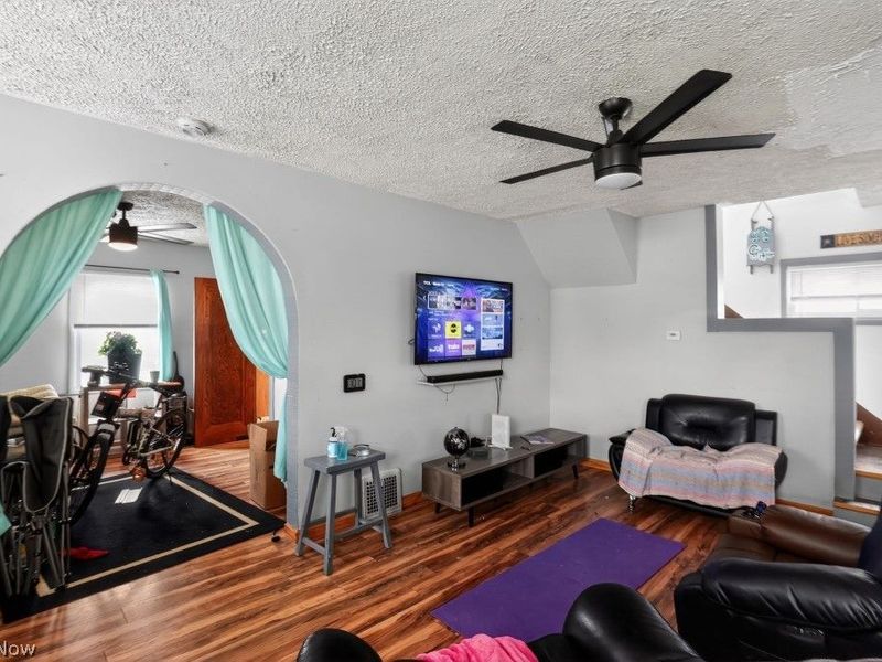 627 Hall Street NW, Warren, OH 44483 Photo 18