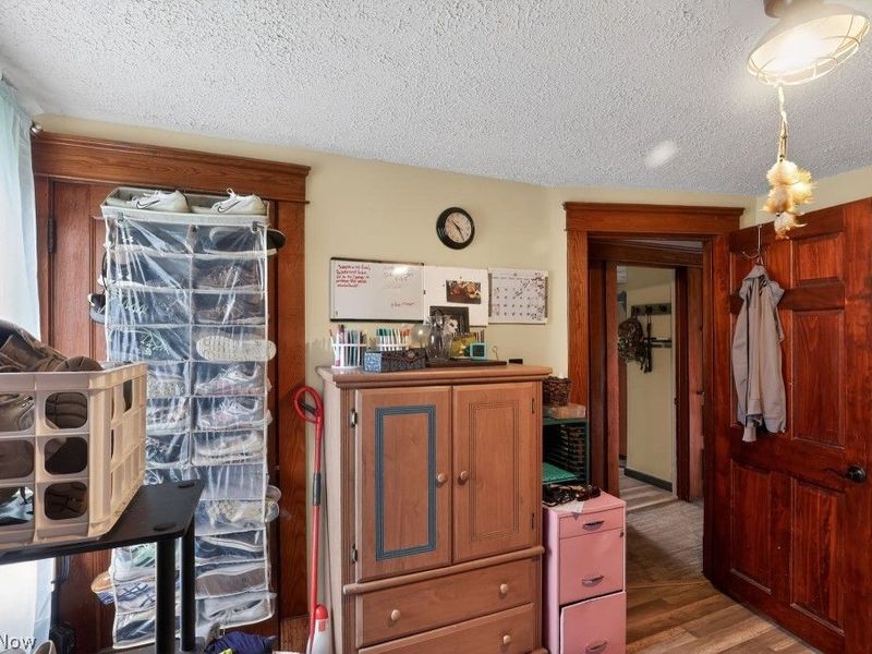 627 Hall Street NW, Warren, OH 44483 Photo 4