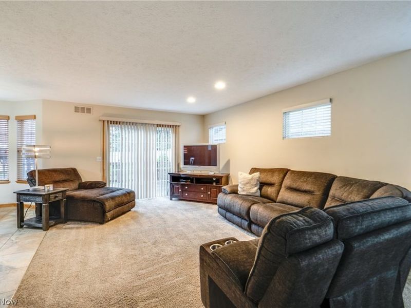 6124 Champagne Shores, Medina, OH 44256 Photo 7