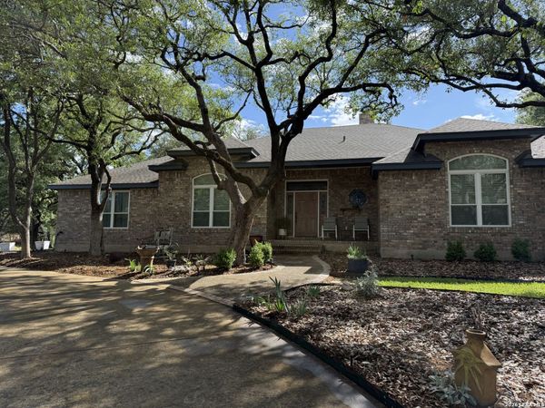8530 FAIRWAY GREEN DR, Fair Oaks Ranch, TX 78015