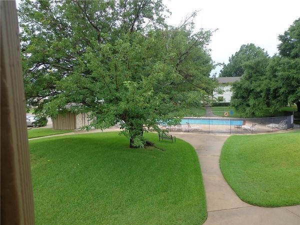 112 Harbor Drive, Unit 212, Runaway Bay, TX 76426