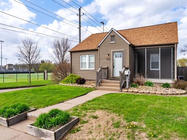 542 W Hayes Street , Davenport, IA 52803