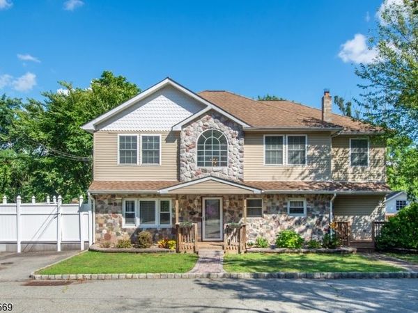 36 Ella St, Bloomingdale, NJ 07403