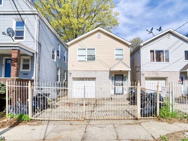 63 Hobson St, Newark, NJ 07112
