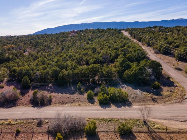 11 Camino De Avila , Tijeras, NM 87059