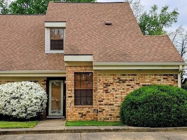 5611 Maple Lane, Newburgh, IN 47630