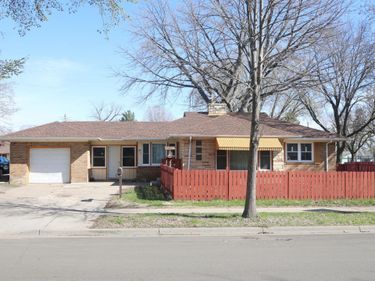 95 Rose Avenue W, Saint Paul, MN 55117