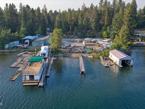 6722 E Marine Dr , Post Falls, ID 83854