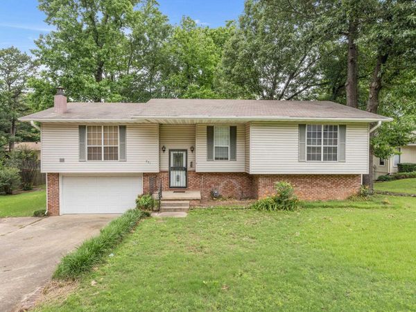 201 Cater Dr, Jonesboro, AR 72405